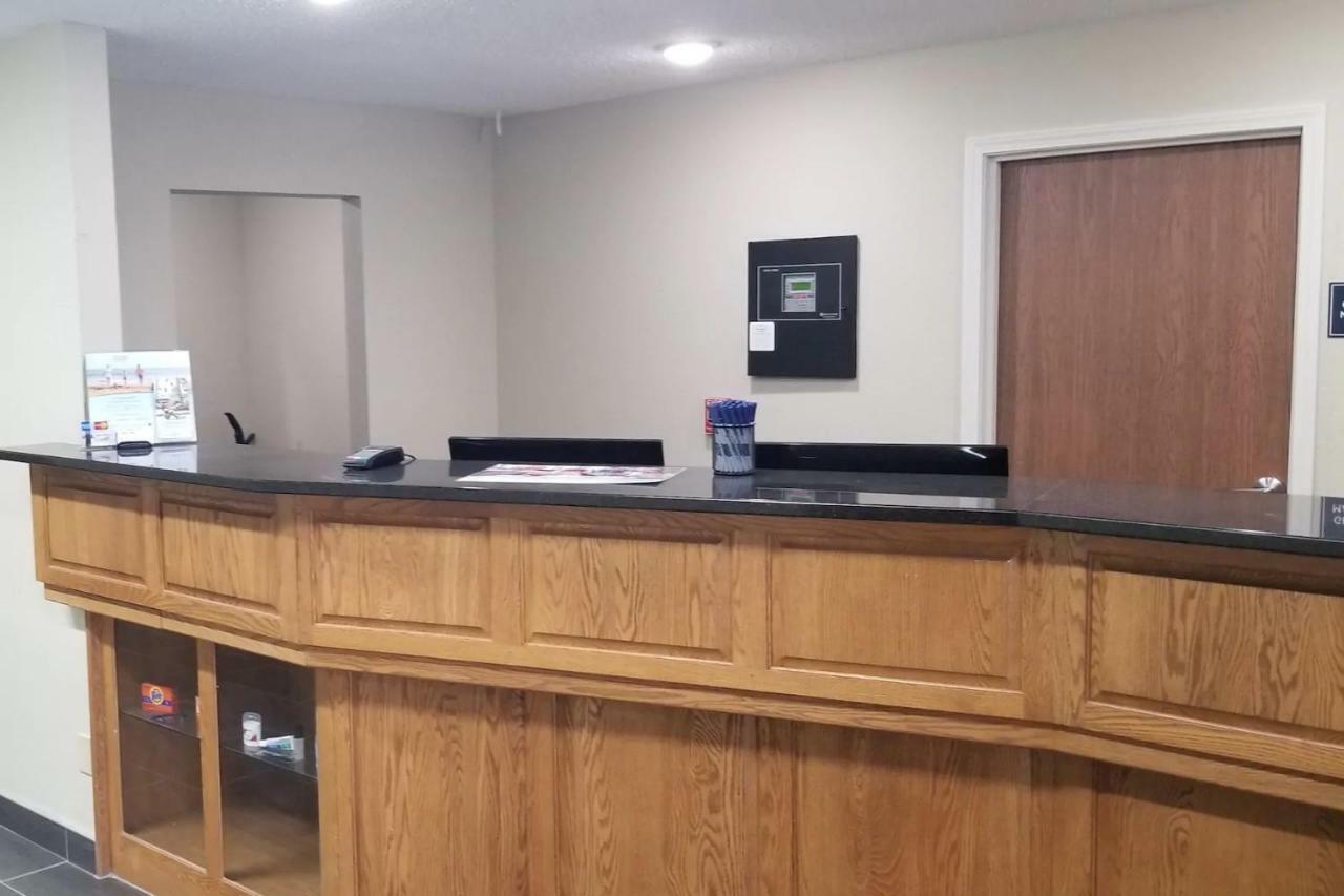 Travelodge By Wyndham Wahpeton Zewnętrze zdjęcie